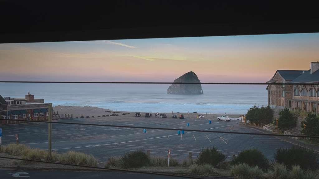 At Cape Kiwanda Inn Pacific City